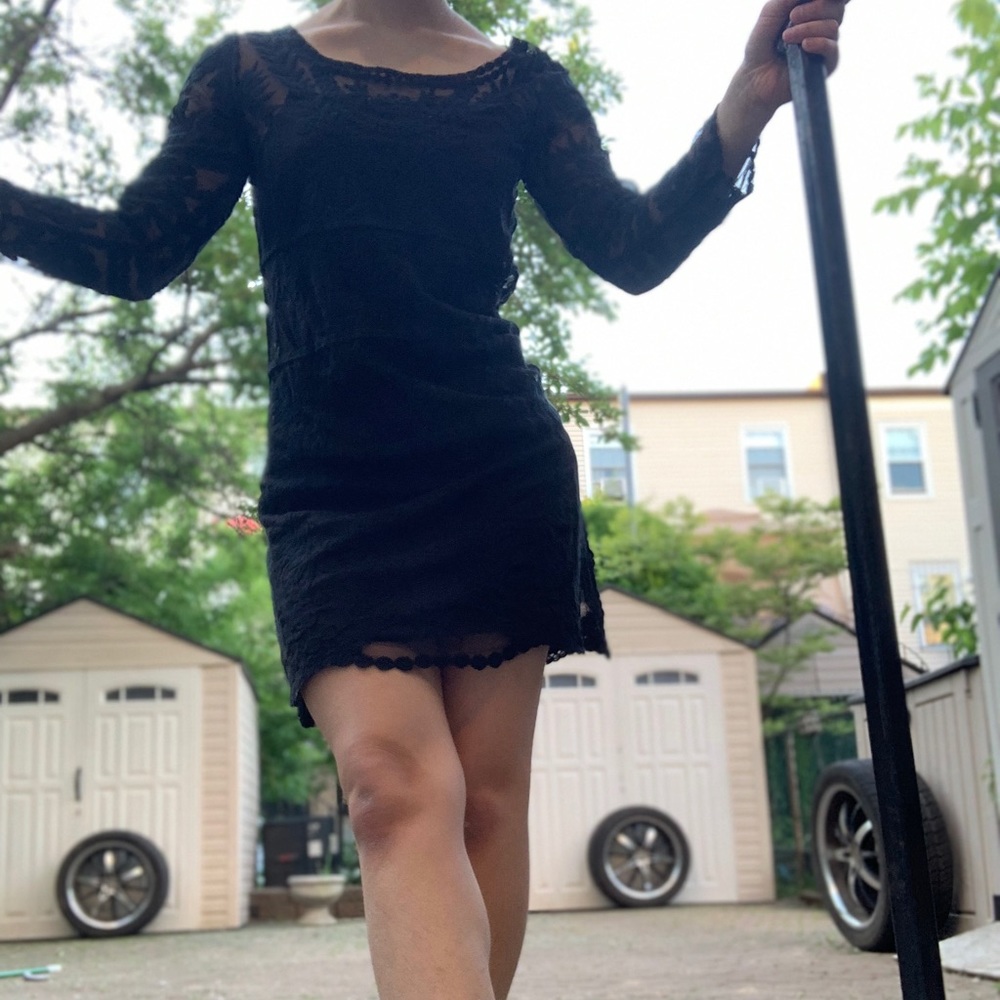 🌻4/20 Express Lace Mini dress